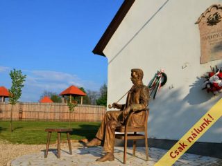 Eladó 129 m²-estársasházi lakás Gárdony, Gárdonyi Géza utca: 149'900'000 Ft