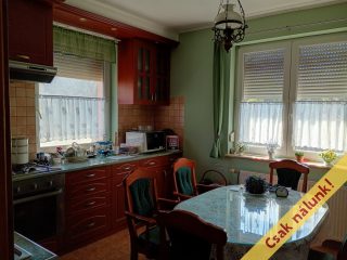 Eladó 93 m²-escsaládi ház Gárdony, Thököly utca: 95'000'000 Ft