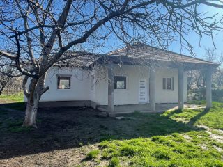 Eladó 208 m²-escsaládi ház Gárdony, Vak Bottyán utca: 139'000'000 Ft