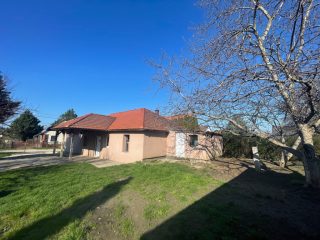 Eladó 208 m²-escsaládi ház Gárdony, Vak Bottyán utca: 139'000'000 Ft