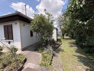 Eladó 58 m²-escsaládi ház Gárdony, számozott utca: 52'000'000 Ft