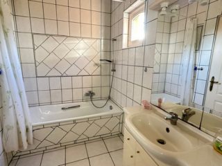 Eladó 170 m²-escsaládi ház Göd, Alsógöd: 134'000'000 Ft