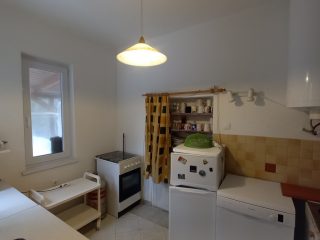 Eladó 63 m²-escsaládi ház Göd, Alsógöd utca: 75'000'000 Ft