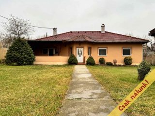 Eladó 106 m²-escsaládi ház Göd, Göd Nevelek: 139'000'000 Ft