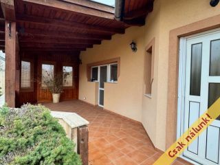 Eladó 106 m²-escsaládi ház Göd, Göd Nevelek: 139'000'000 Ft