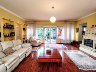 Eladó 184 m²-escsaládi ház Göd, Középgöd: 175'000'000 Ft