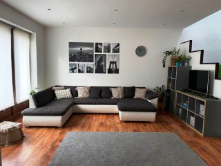 Eladó 200 m²-escsaládi ház Göd, Pacsirta utca: 119'900'000 Ft