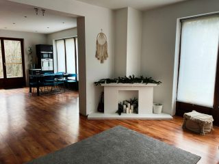 Eladó 200 m²-escsaládi ház Göd, Pacsirta utca: 119'900'000 Ft