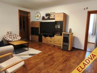 Eladó 84 m²-escsaládi ház Göd, Tóth Árpád utca: 88'900'000 Ft