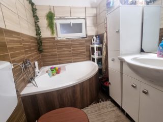 Eladó 60 m²-escsaládi ház Göd, Verseny utca: 59'700'000 Ft