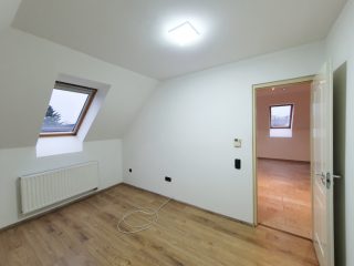 Eladó 56 m²-esházrész Gödöllő, Alvég csendes utca: 66'500'000 Ft