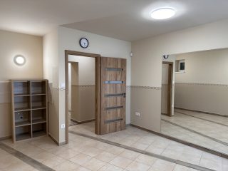 Eladó 106 m²-estársasházi lakás Gödöllő, Blaha: 89'900'000 Ft