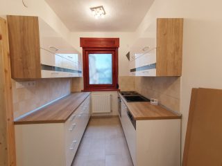 Eladó 148 m²-escsaládi ház Gödöllő, Honvéd utca közeli utca: 134'000'000 Ft