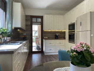 Eladó 325 m²-escsaládi ház Gödöllő, Röges utca: 228'900'000 Ft