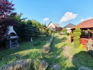 Eladó 177 m²-escsaládi ház Gödöllő, Röges városrész: 144'900'000 Ft