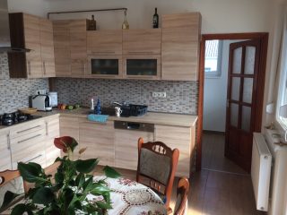 Eladó 90 m²-escsaládi ház Gyál, Gyál út: 169'900'000 Ft