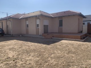 Eladó 120 m²-escsaládi ház Gyál, Juhász Gy. utca: 125'000'000 Ft