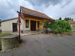 Eladó 57 m²-escsaládi ház Gyál, Kassai utca: 85'000'000 Ft