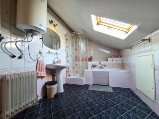 Eladó 142 m²-escsaládi ház Gyál, Kolozsvár utca: 115'000'000 Ft