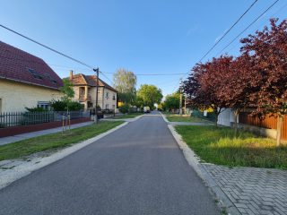 Eladó 151 m²-escsaládi ház Gyál, Somogyi Béla utca: 129'900'000 Ft