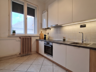 Eladó 151 m²-escsaládi ház Gyál, Somogyi Béla utca: 129'900'000 Ft
