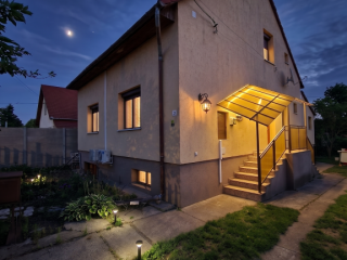 Eladó 151 m²-escsaládi ház Gyál, Somogyi Béla utca: 129'900'000 Ft