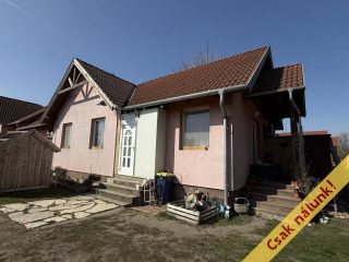 Eladó 74 m²-estársasházi lakás Gyömrő, Gyömrő Városközpont út: 74'000'000 Ft