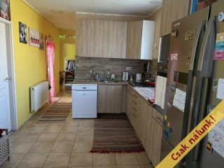 Eladó 74 m²-estársasházi lakás Gyömrő, Gyömrő Városközpont út: 74'000'000 Ft