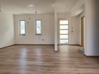 Eladó 76 m²-essorház Gyömrő, Kastély domb: 94'900'000 Ft