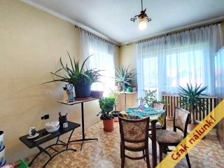 Eladó 200 m²-escsaládi ház Gyömrő, Klapka utca: 110'000'000 Ft