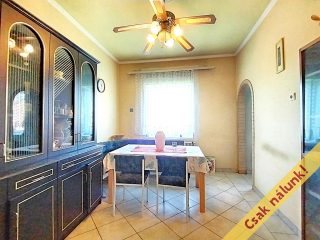 Eladó 200 m²-escsaládi ház Gyömrő, Klapka utca: 110'000'000 Ft