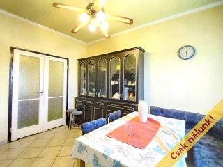 Eladó 200 m²-escsaládi ház Gyömrő, Klapka utca: 110'000'000 Ft