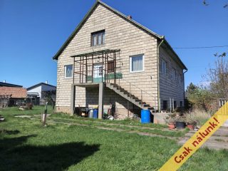 Eladó 200 m²-escsaládi ház Gyömrő, Klapka utca: 110'000'000 Ft