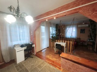 Eladó 110 m²-escsaládi ház Gyömrő, Kossuth Ferenc utca környéke: 109'900'000 Ft