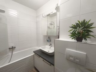 Eladó 74 m²-estársasházi lakás Gyömrő, Liget Lakópark: 94'900'000 Ft
