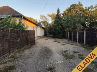 Eladó 74 m²-estársasházi lakás Gyömrő, Mendei út környéki utca: 74'900'000 Ft