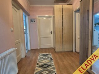 Eladó 74 m²-estársasházi lakás Gyömrő, Mendei út környéki utca: 74'900'000 Ft