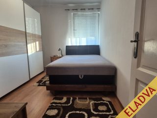 Eladó 74 m²-estársasházi lakás Gyömrő, Mendei út környéki utca: 74'900'000 Ft