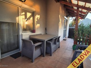 Eladó 74 m²-estársasházi lakás Gyömrő, Mendei út környéki utca: 74'900'000 Ft