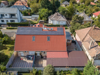 Eladó 278 m²-escsaládi ház Gyömrő, Városközpont: 189'000'000 Ft