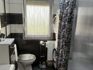 Eladó 278 m²-escsaládi ház Gyömrő, Városközpont: 189'000'000 Ft