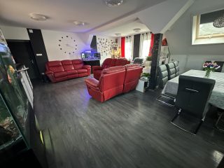 Eladó 278 m²-escsaládi ház Gyömrő, Városközpont: 189'000'000 Ft