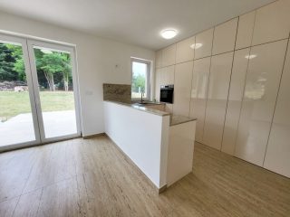 Eladó 147 m²-escsaládi ház Gyúró, Gyúró: 169'900'000 Ft