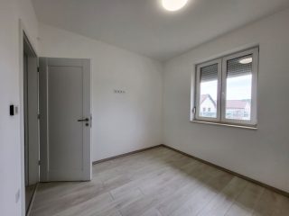 Eladó 147 m²-escsaládi ház Gyúró, Gyúró: 169'900'000 Ft