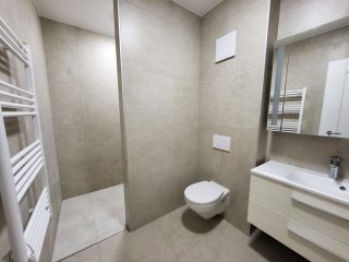 Eladó 147 m²-escsaládi ház Gyúró, Gyúró: 169'900'000 Ft