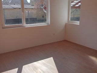 Eladó 79 m²-escsaládi ház Halásztelek, Dózsa György út közeli utca: 69'000'000 Ft