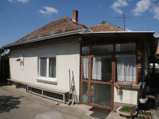 Eladó 117 m²-escsaládi ház Halásztelek, Dózsa utca: 87'750'000 Ft