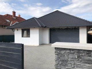 Eladó 230 m²-escsaládi ház Halásztelek, Halásztelek: 156'900'000 Ft