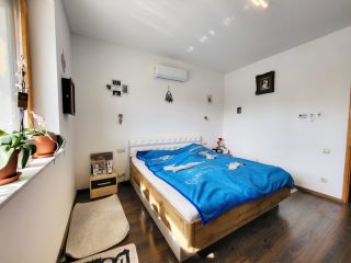 Eladó 230 m²-escsaládi ház Halásztelek, Halásztelek: 164'900'000 Ft