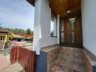 Eladó 589 m²-escsaládi ház Halásztelek, Halásztelek: 295'000'000 Ft